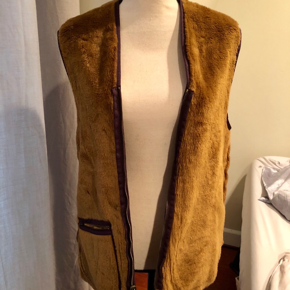 Women’s light brown beadnell jacket w/ accessories - Picture 5 of 8